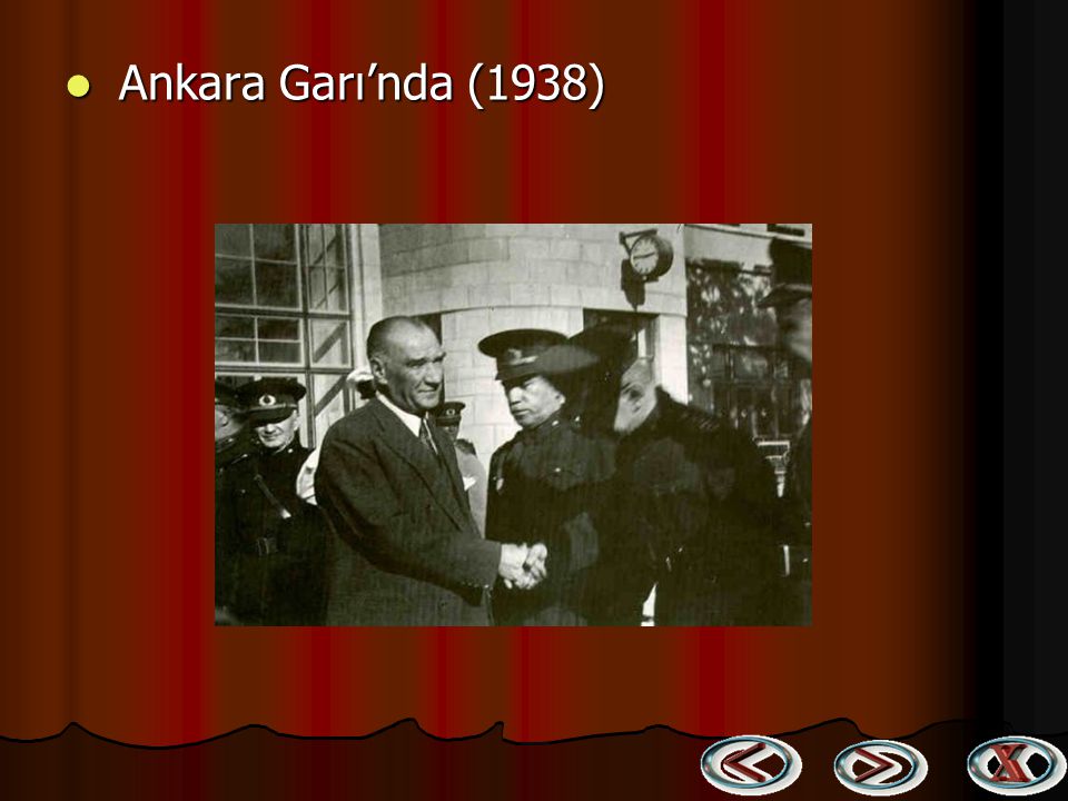 Ankara Garı’nda (1938)